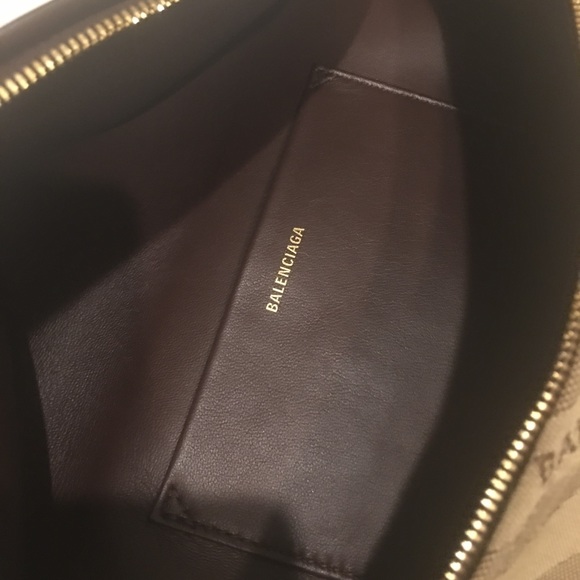Balenciaga Souvenir XS belt bag - Picture 4 of 5
